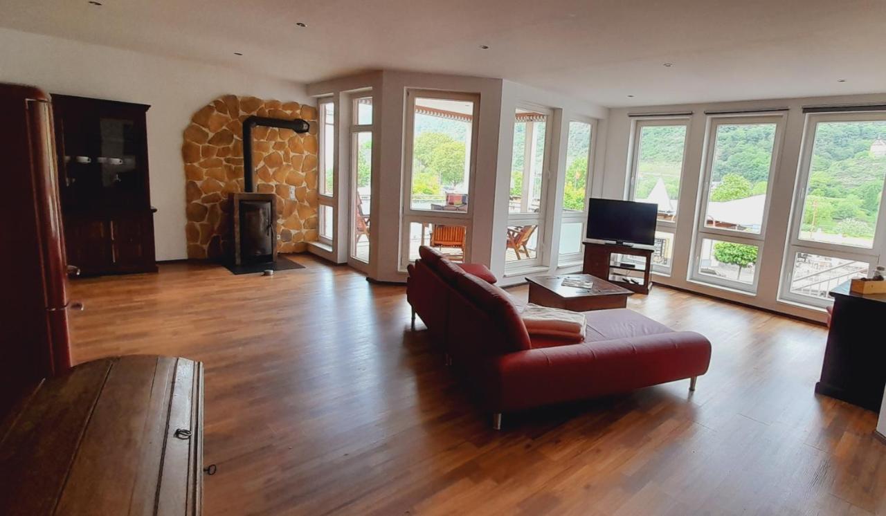Ferienwohnung Aroma Moselblick بورجين المظهر الخارجي الصورة