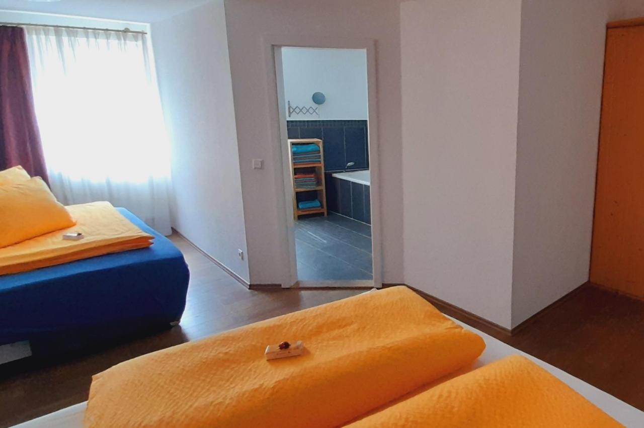 Ferienwohnung Aroma Moselblick بورجين المظهر الخارجي الصورة