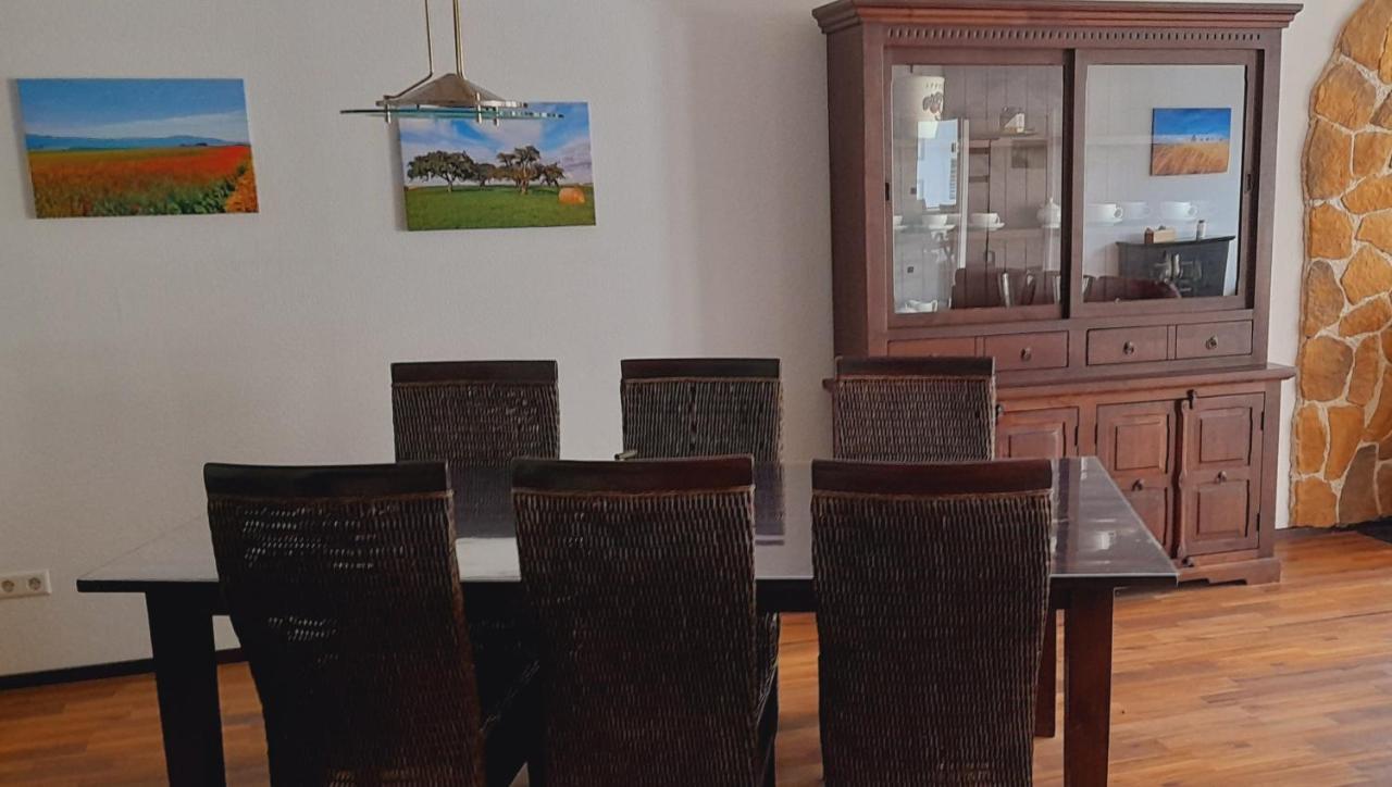 Ferienwohnung Aroma Moselblick بورجين المظهر الخارجي الصورة